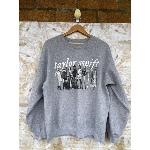 Taylor Swift Eras Crewneck Grayscale size large - Picture 1 of 4